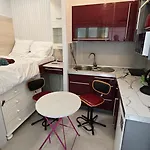 Maisonnette Parisien Apartment Paris
